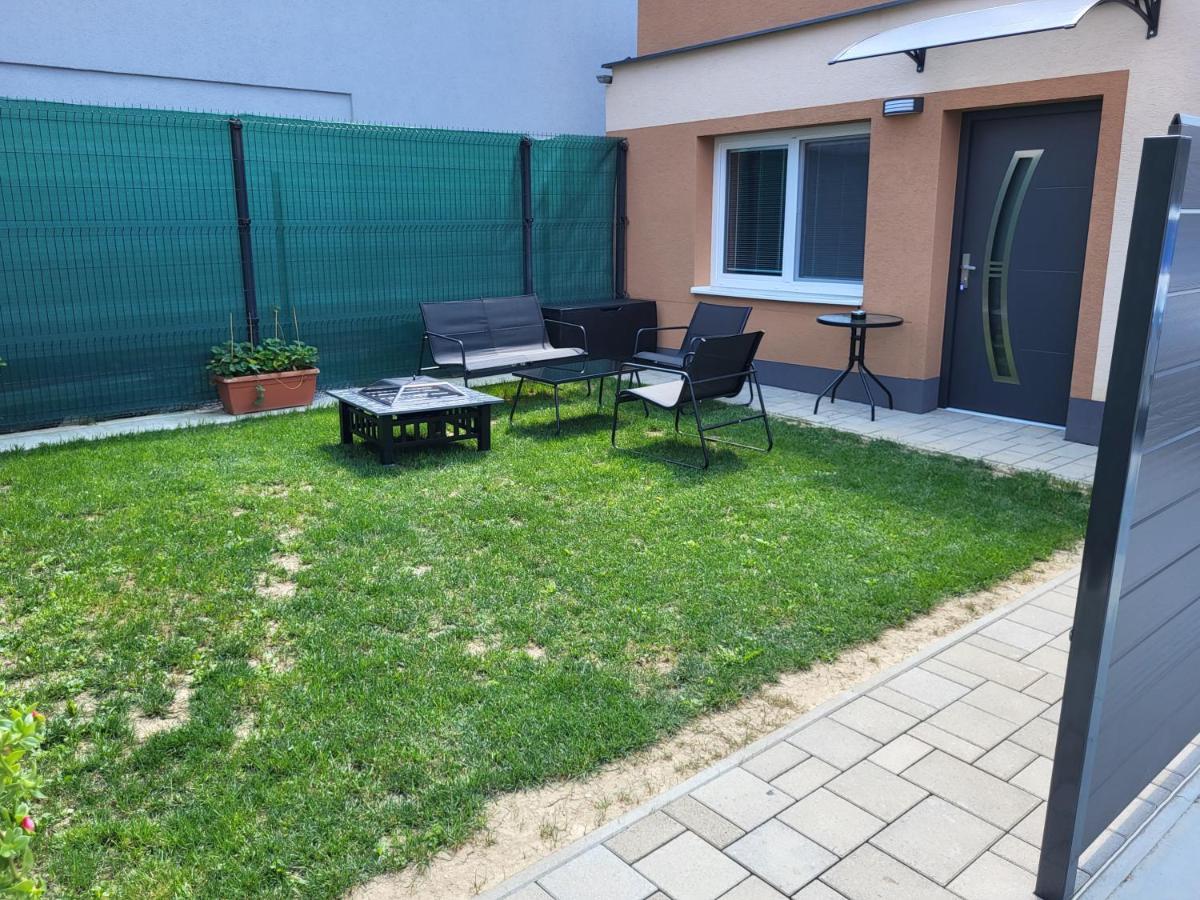 Ella Apartman *